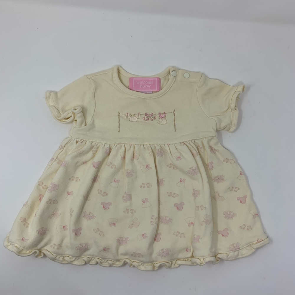 Adorable Cream Baby Outfit with Pink Embroidery